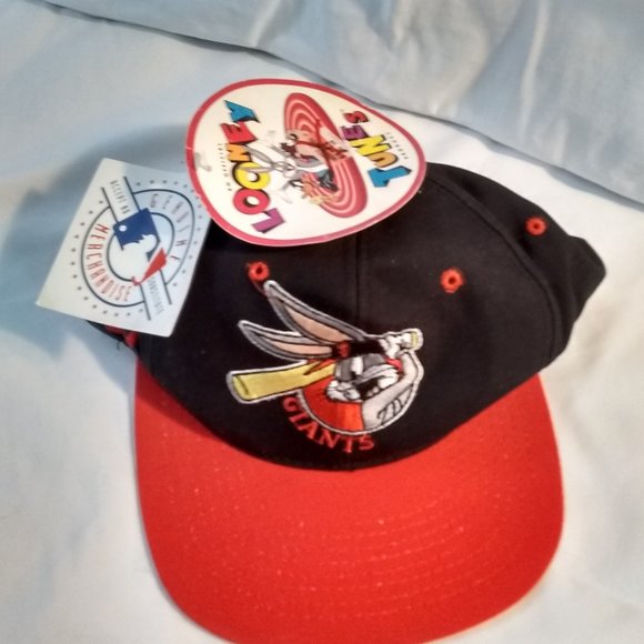 1993 Unworn Bugs Bunny licensed Giants Baseball Cap - Picture 1 of 2